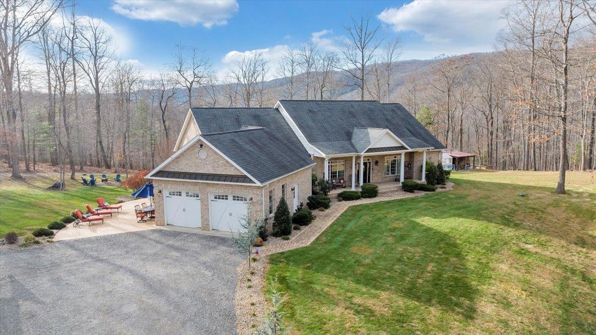 7770 Bending Oak Drive Catawba VA 24070