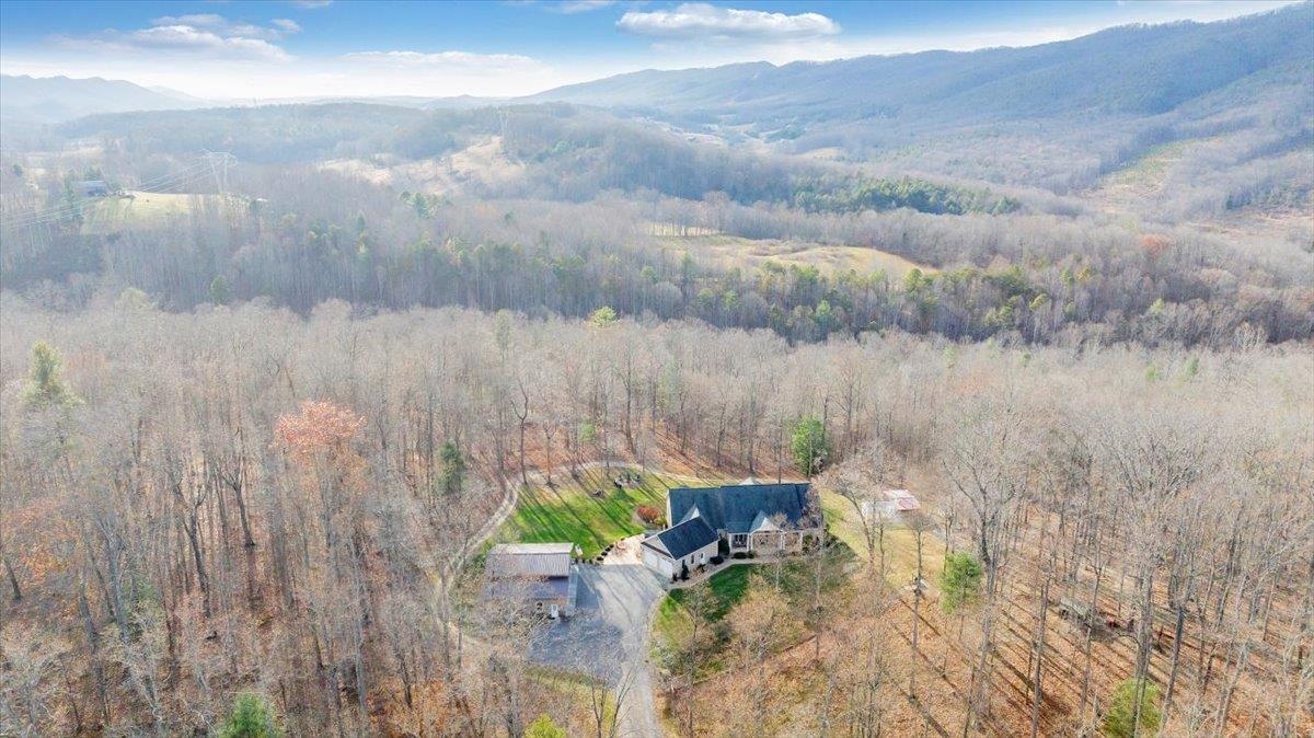 7770 Bending Oak Drive Catawba VA 24070