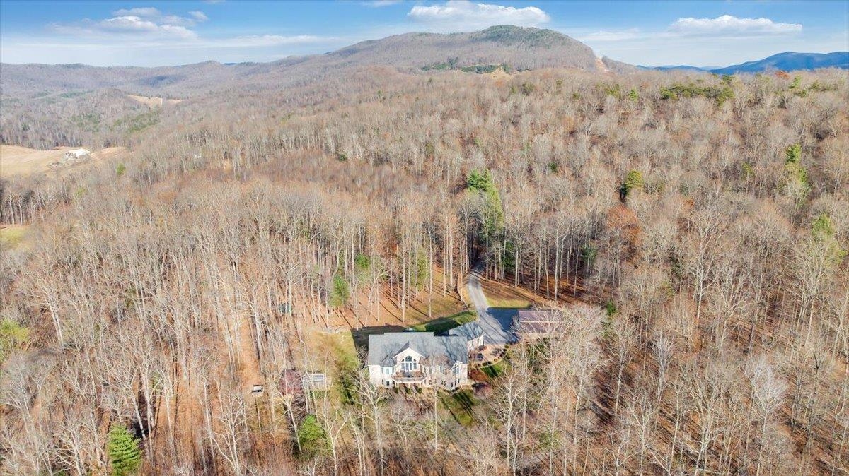 7770 Bending Oak Drive Catawba VA 24070