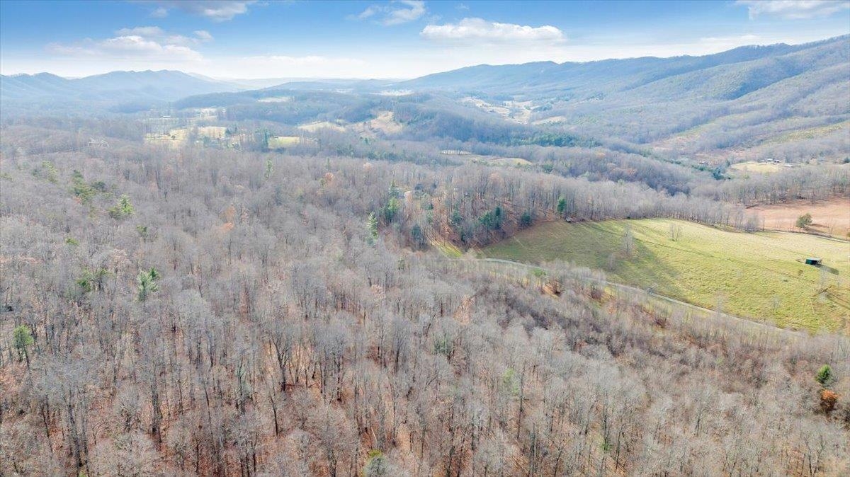 7770 Bending Oak Drive Catawba VA 24070