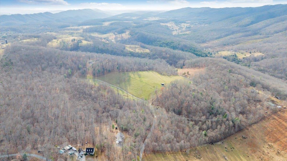 7770 Bending Oak Drive Catawba VA 24070