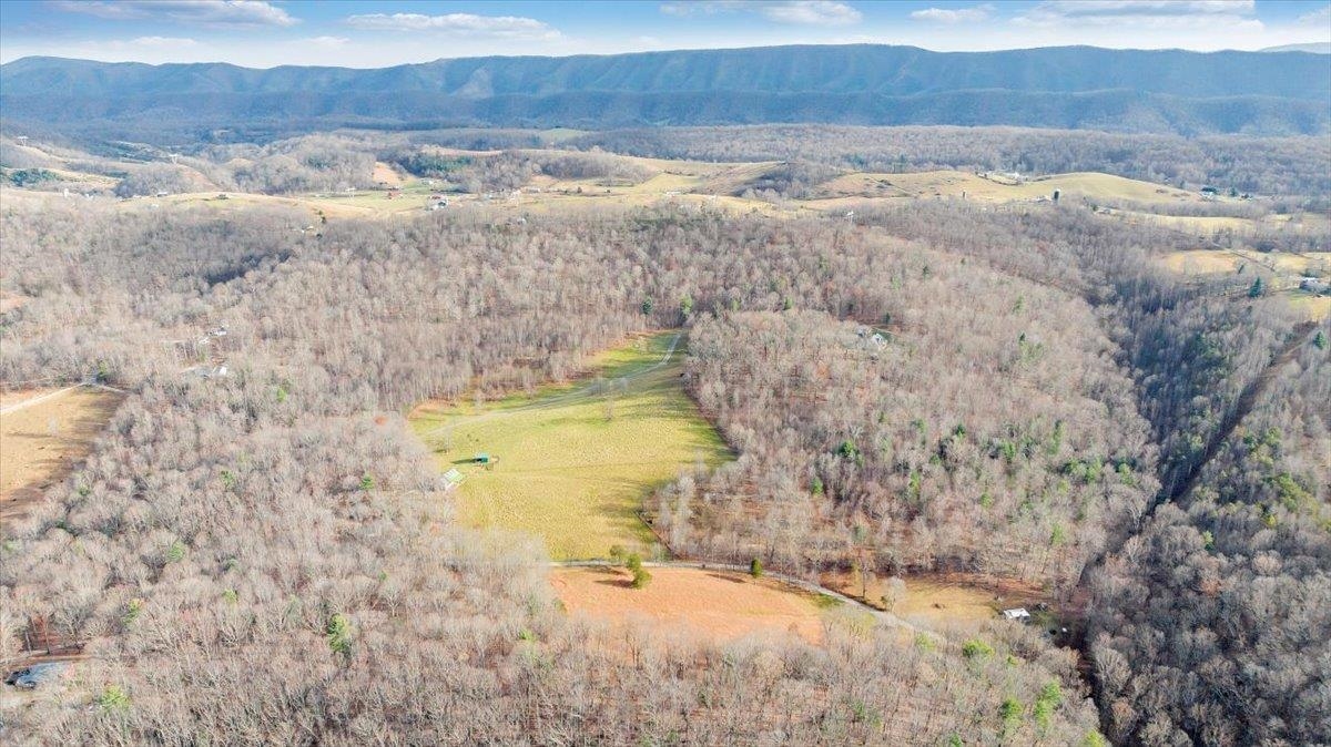 7770 Bending Oak Drive Catawba VA 24070