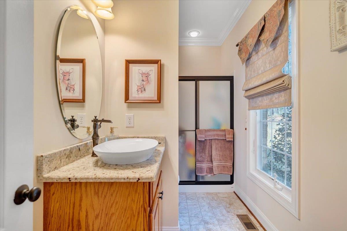 7770 Bending Oak Drive Catawba VA 24070