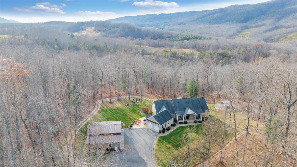 7770 Bending Oak Drive Catawba VA 24070