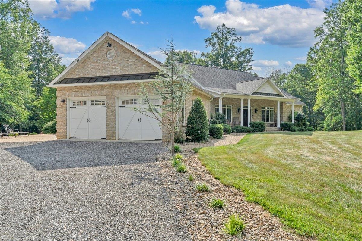 7770 Bending Oak Drive Catawba VA 24070