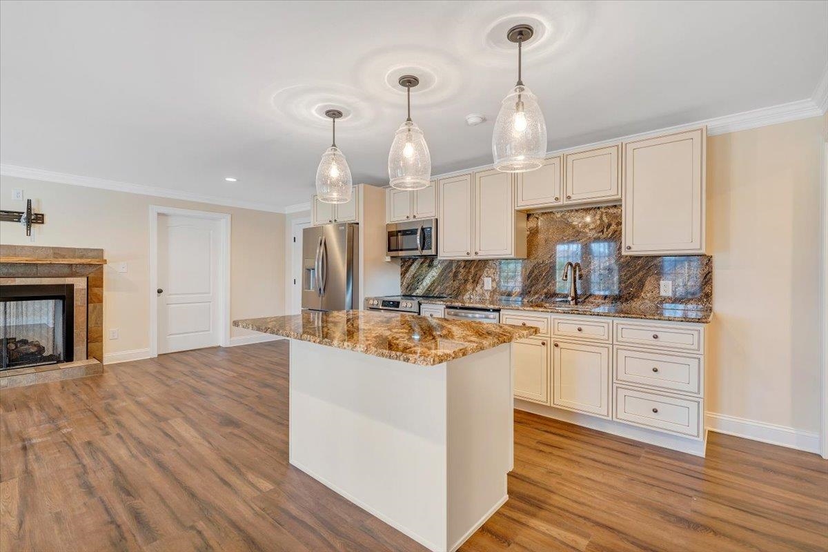 7770 Bending Oak Drive Catawba VA 24070