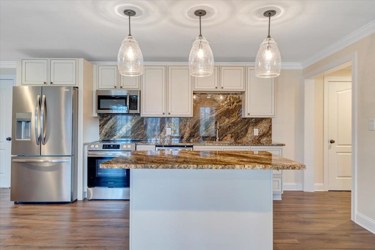 7770 Bending Oak Drive Catawba VA 24070