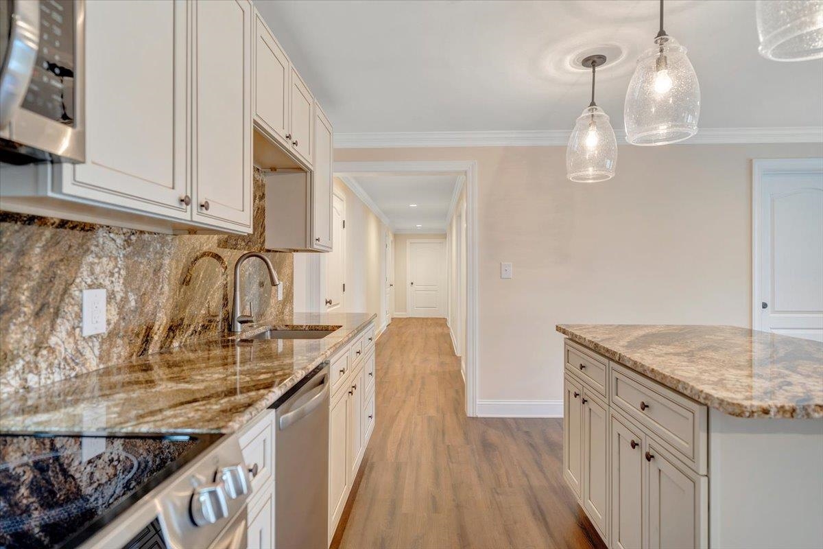 7770 Bending Oak Drive Catawba VA 24070