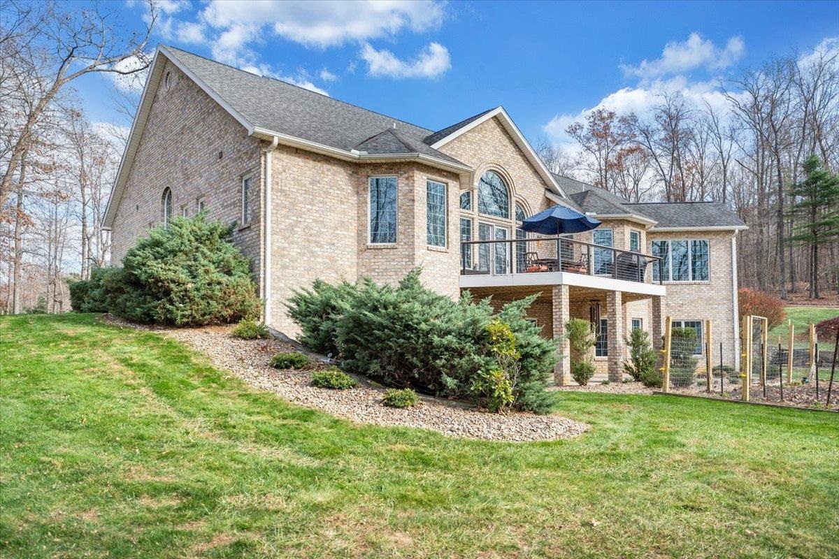 7770 Bending Oak Drive Catawba VA 24070