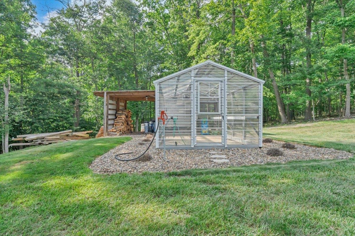 7770 Bending Oak Drive Catawba VA 24070