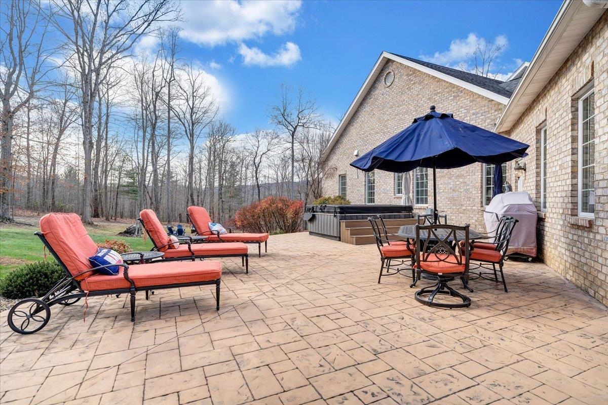 7770 Bending Oak Drive Catawba VA 24070