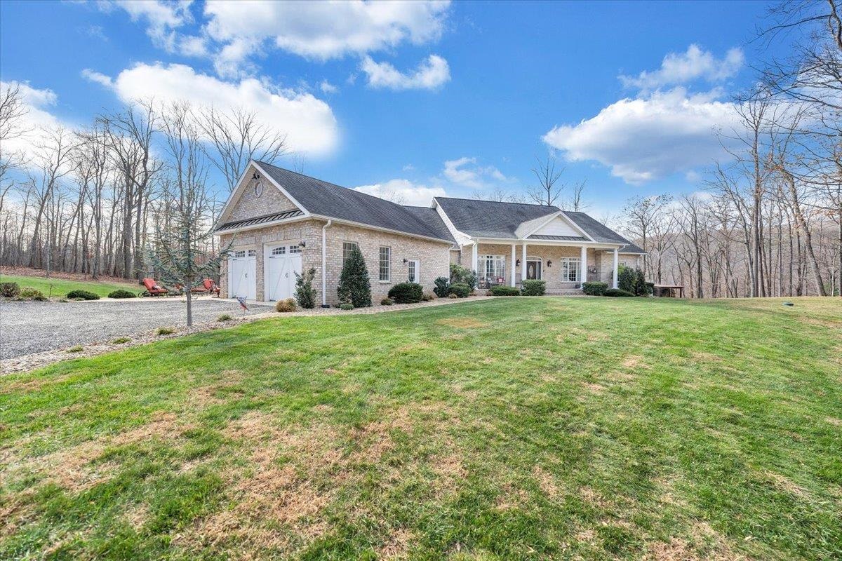 7770 Bending Oak Drive Catawba VA 24070