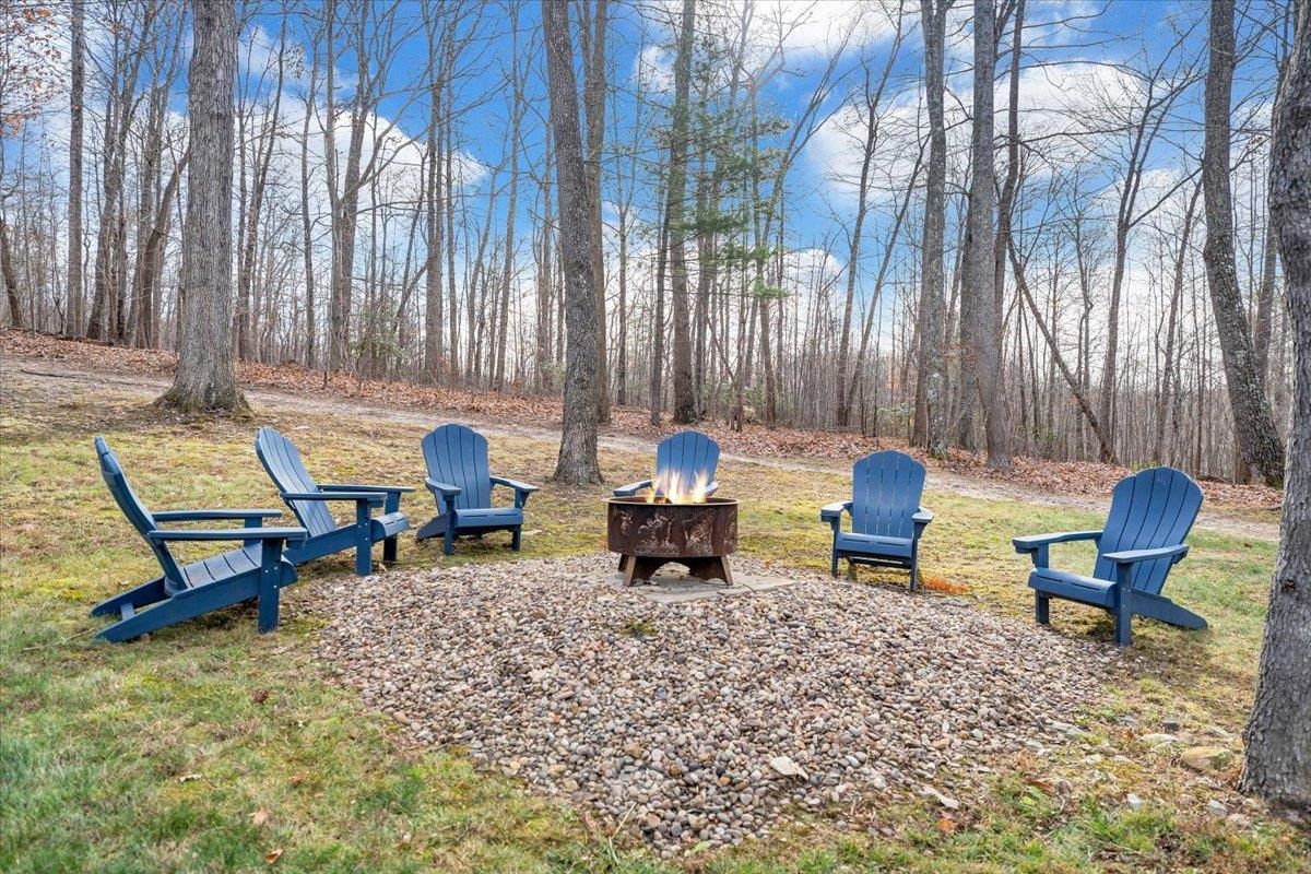 7770 Bending Oak Drive Catawba VA 24070