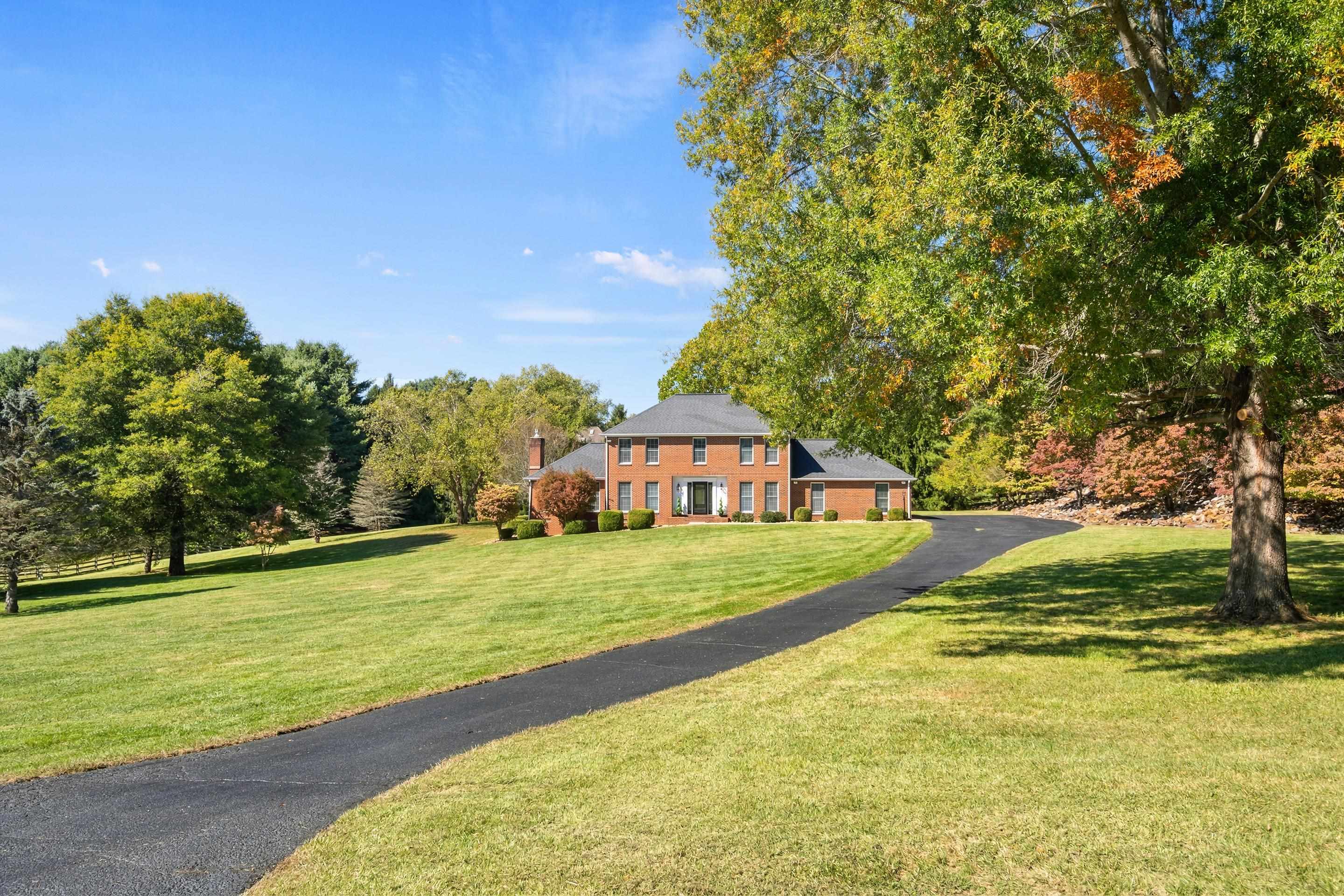 175 Ruby Court Christiansburg VA 24073