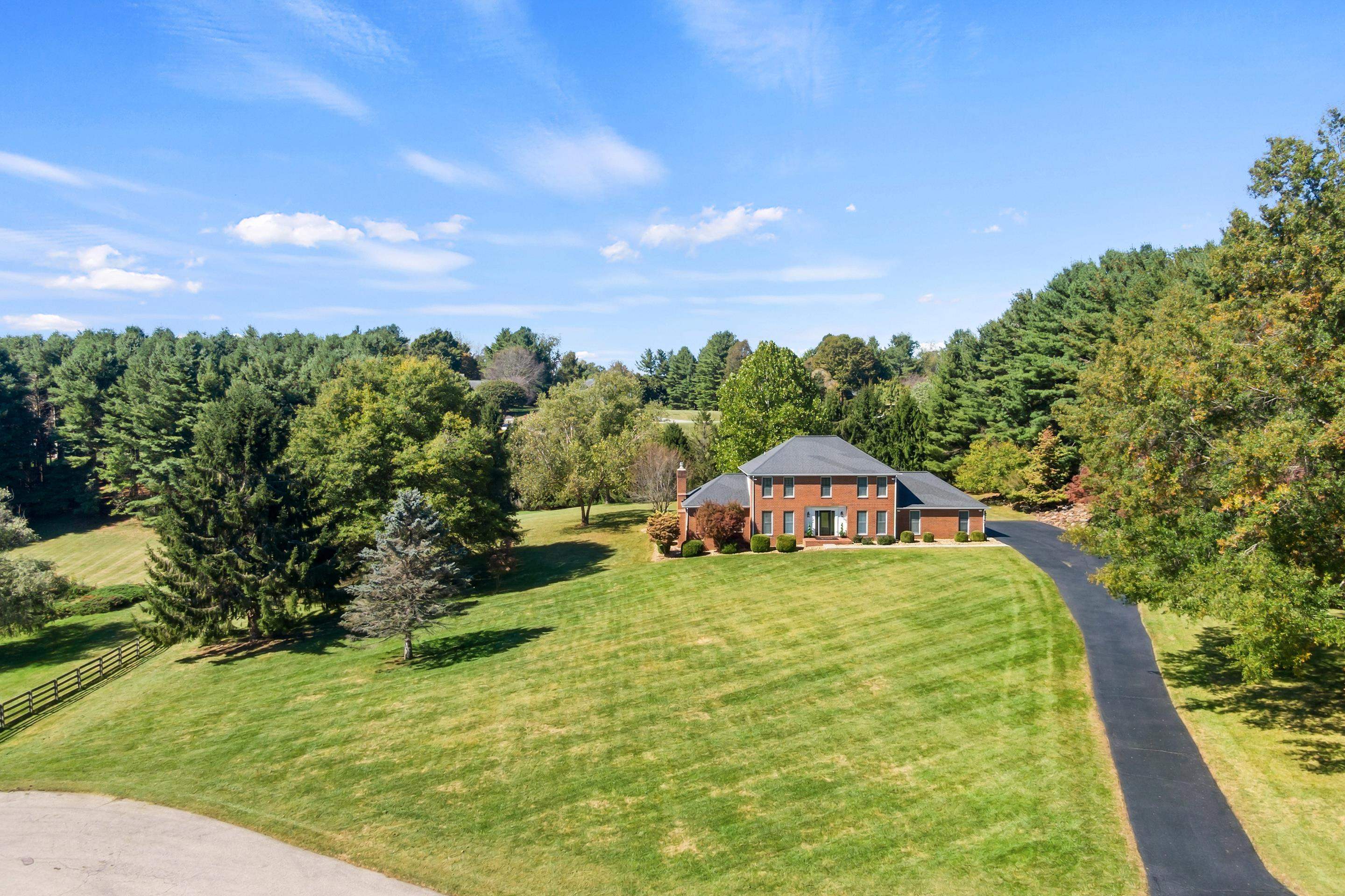 175 Ruby Court Christiansburg VA 24073