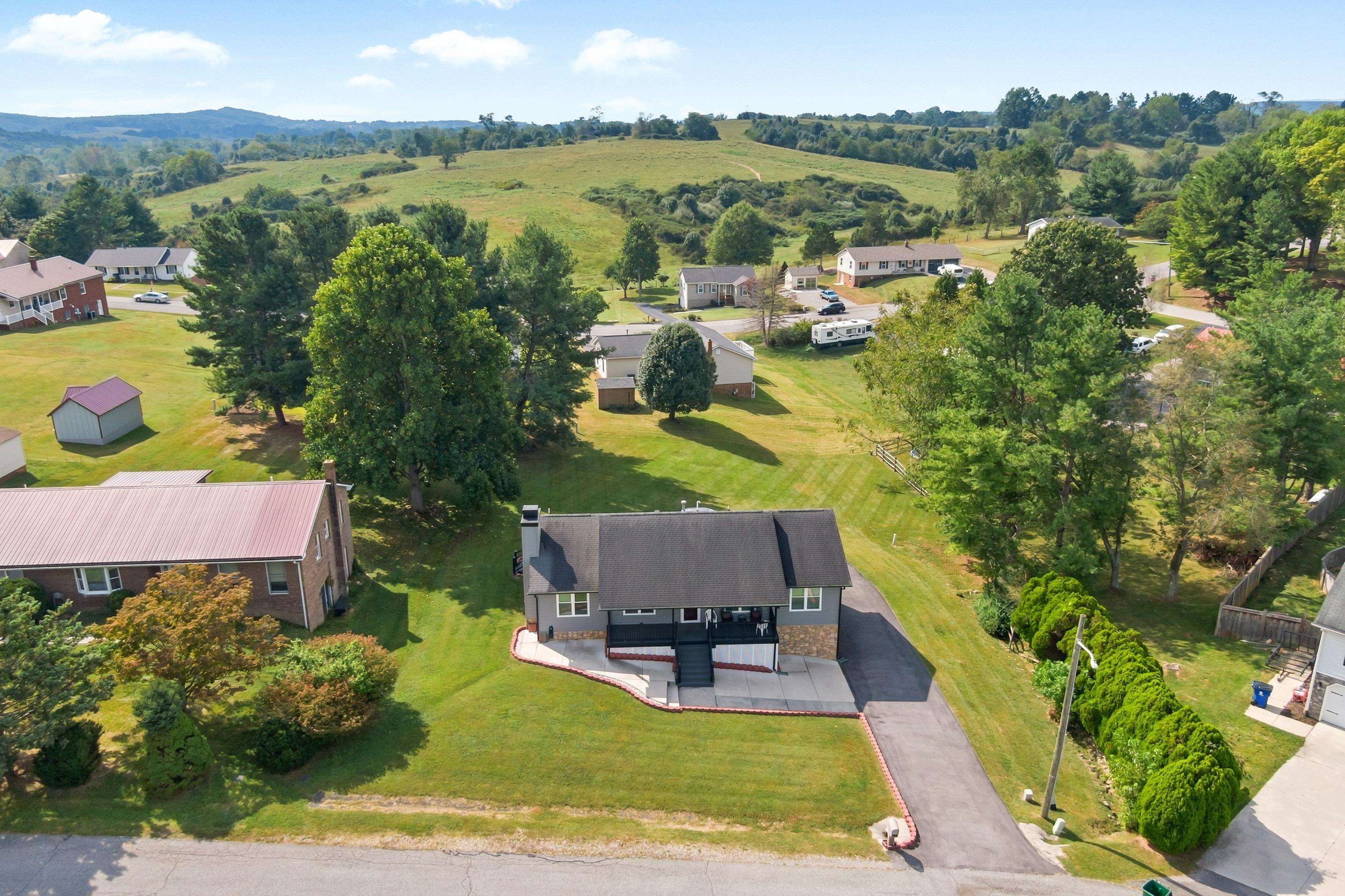 30 Johns Court Christiansburg VA 24073