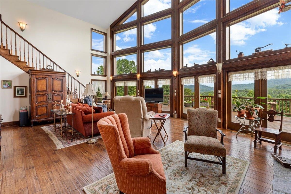 548 Buffalo Vista Lane SW Willis VA 24380