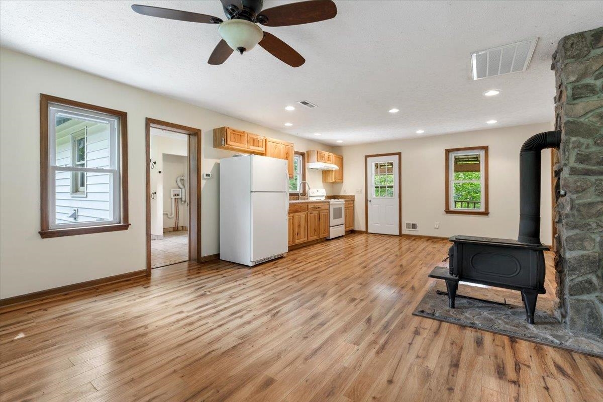 548 Buffalo Vista Lane SW Willis VA 24380