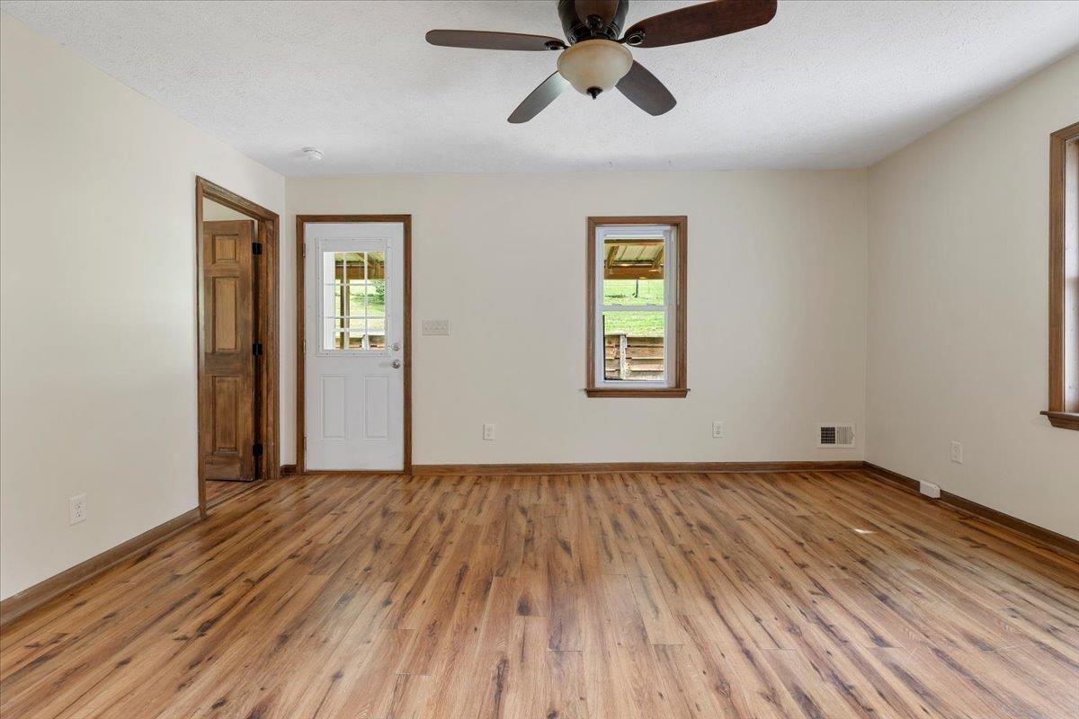 548 Buffalo Vista Lane SW Willis VA 24380