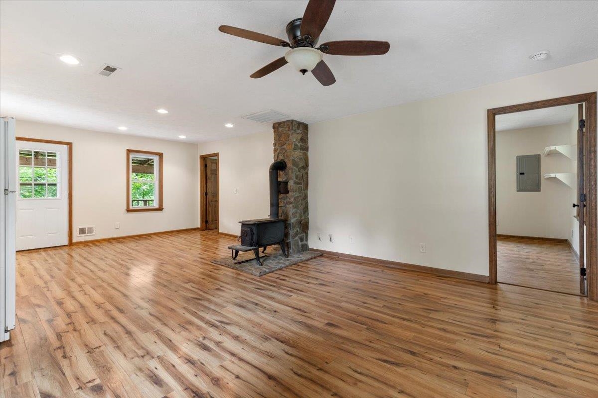 548 Buffalo Vista Lane SW Willis VA 24380