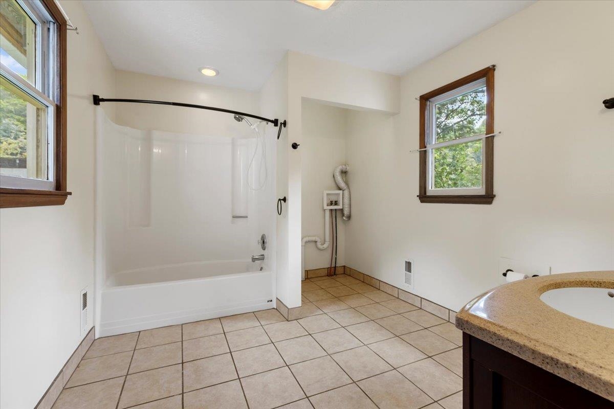 548 Buffalo Vista Lane SW Willis VA 24380