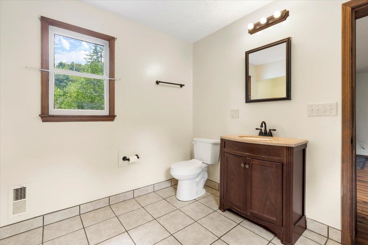 548 Buffalo Vista Lane SW Willis VA 24380