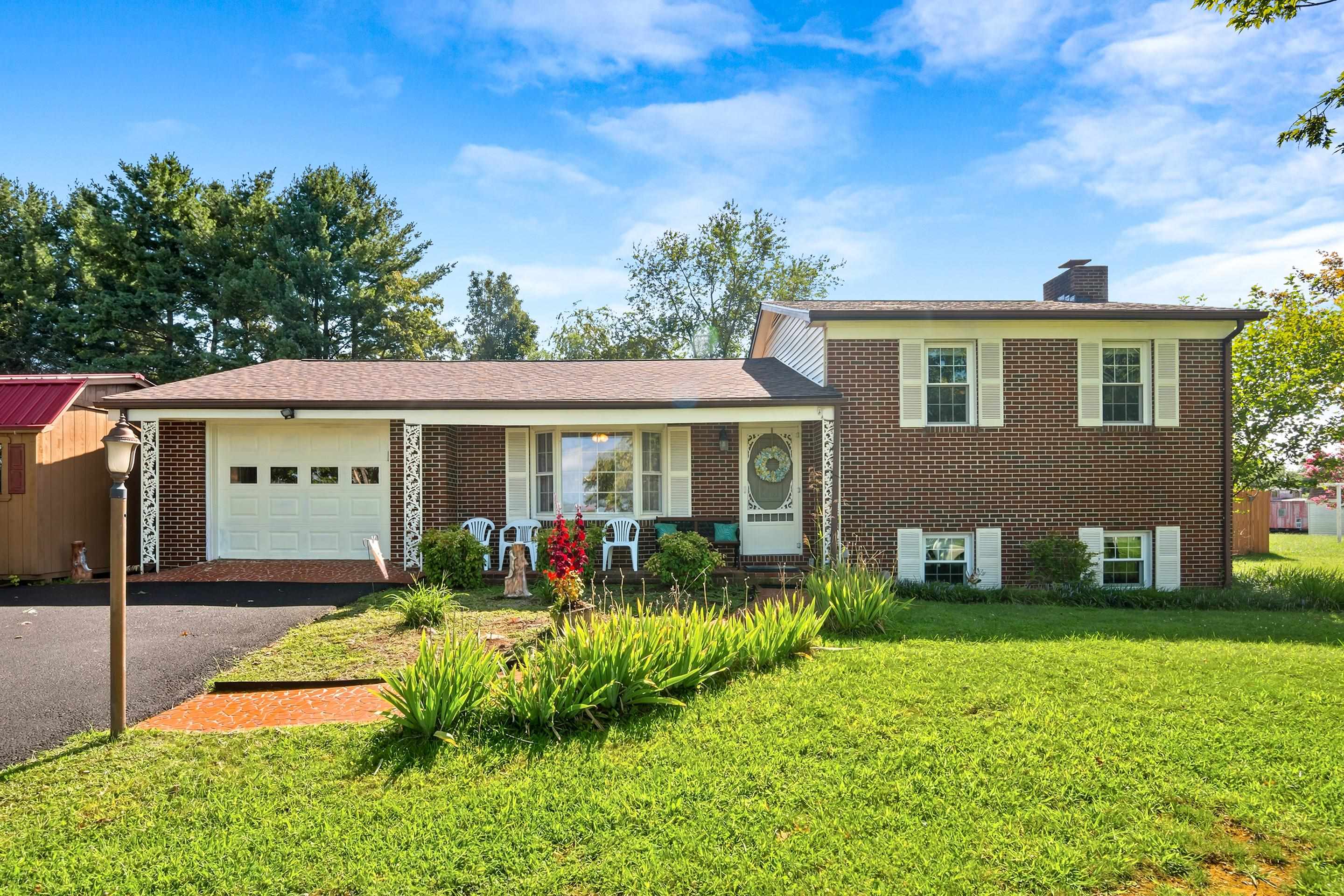 535 Walters Drive Christiansburg VA 24073