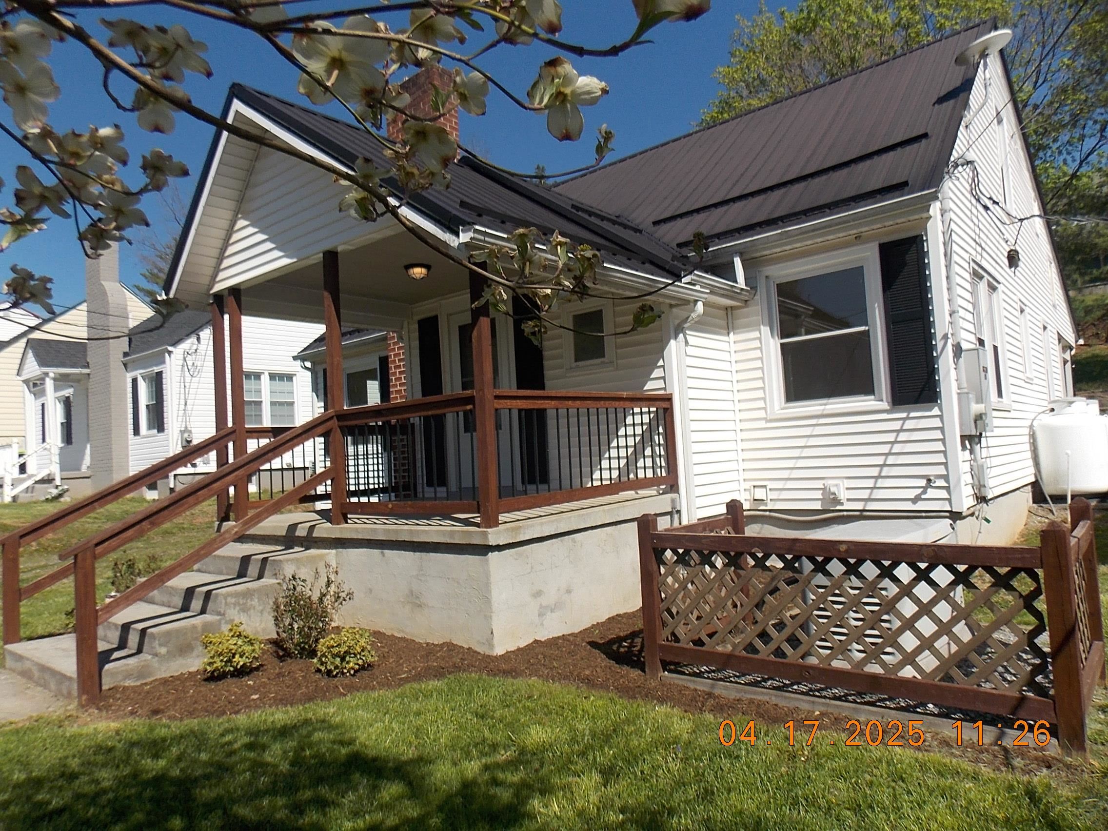 128 15th Street NW Pulaski VA 24301