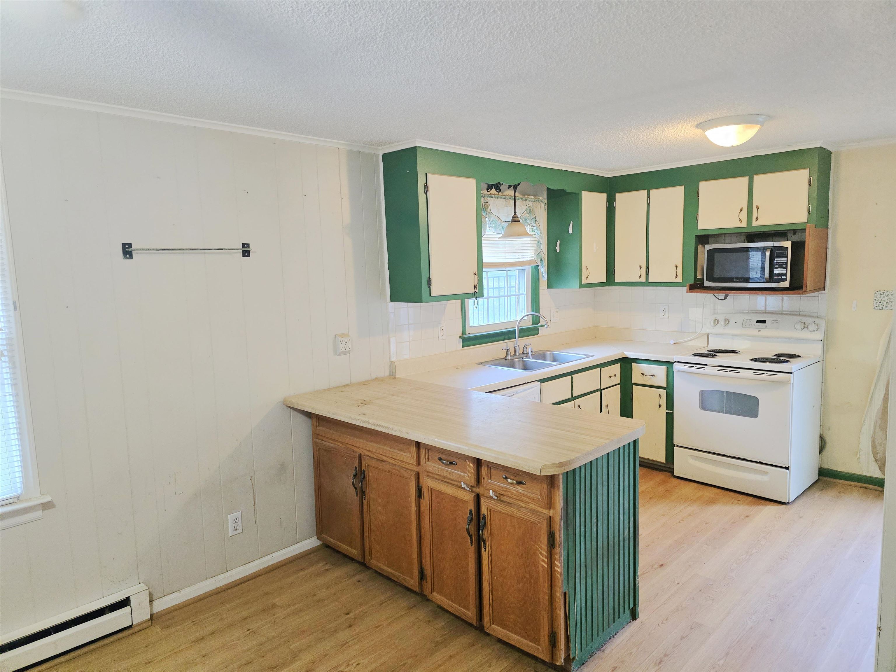 2211 Laymantown Road Troutville VA 24175