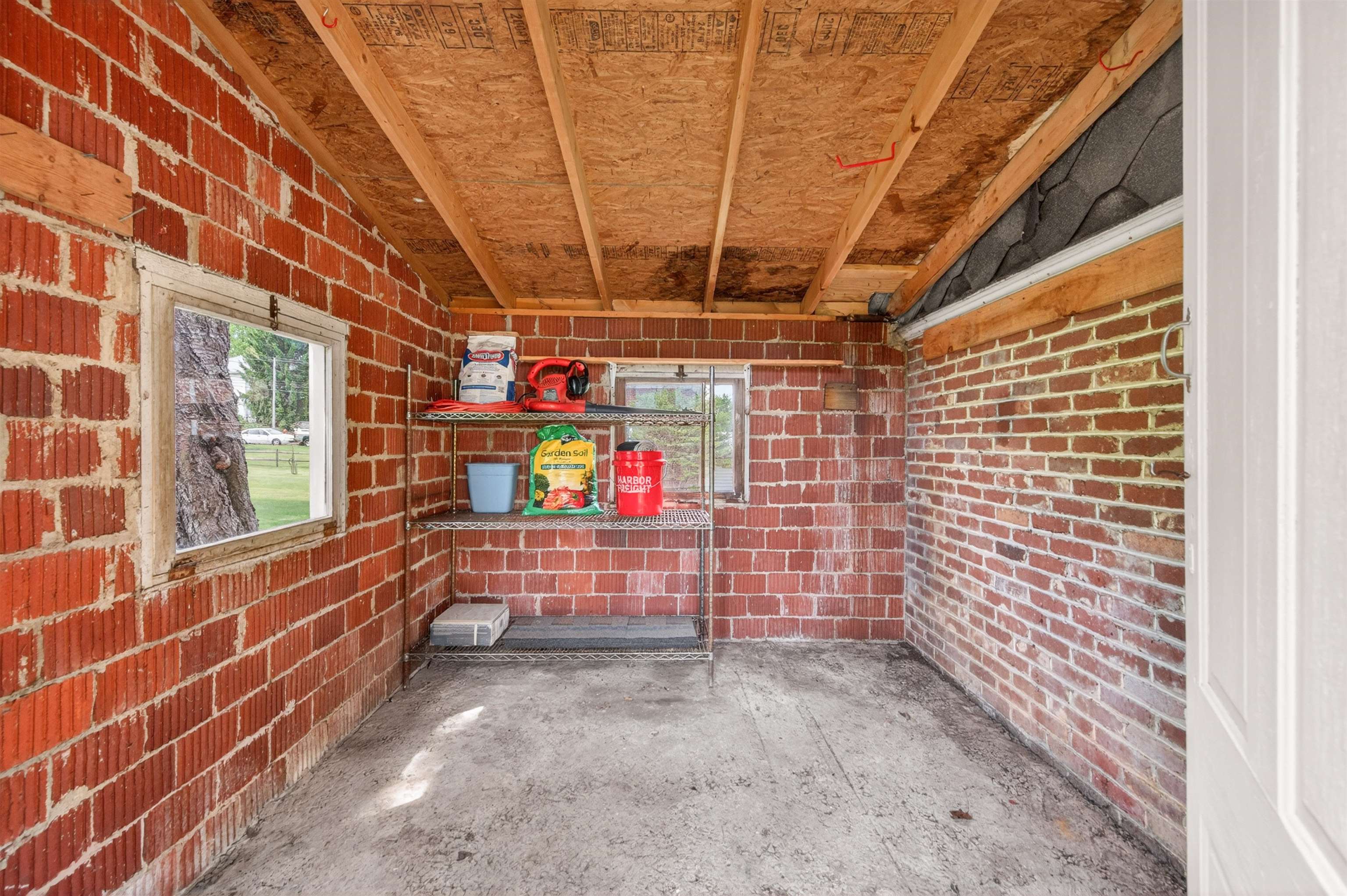 305 W Baumgardner Avenue Rural Retreat VA 24368