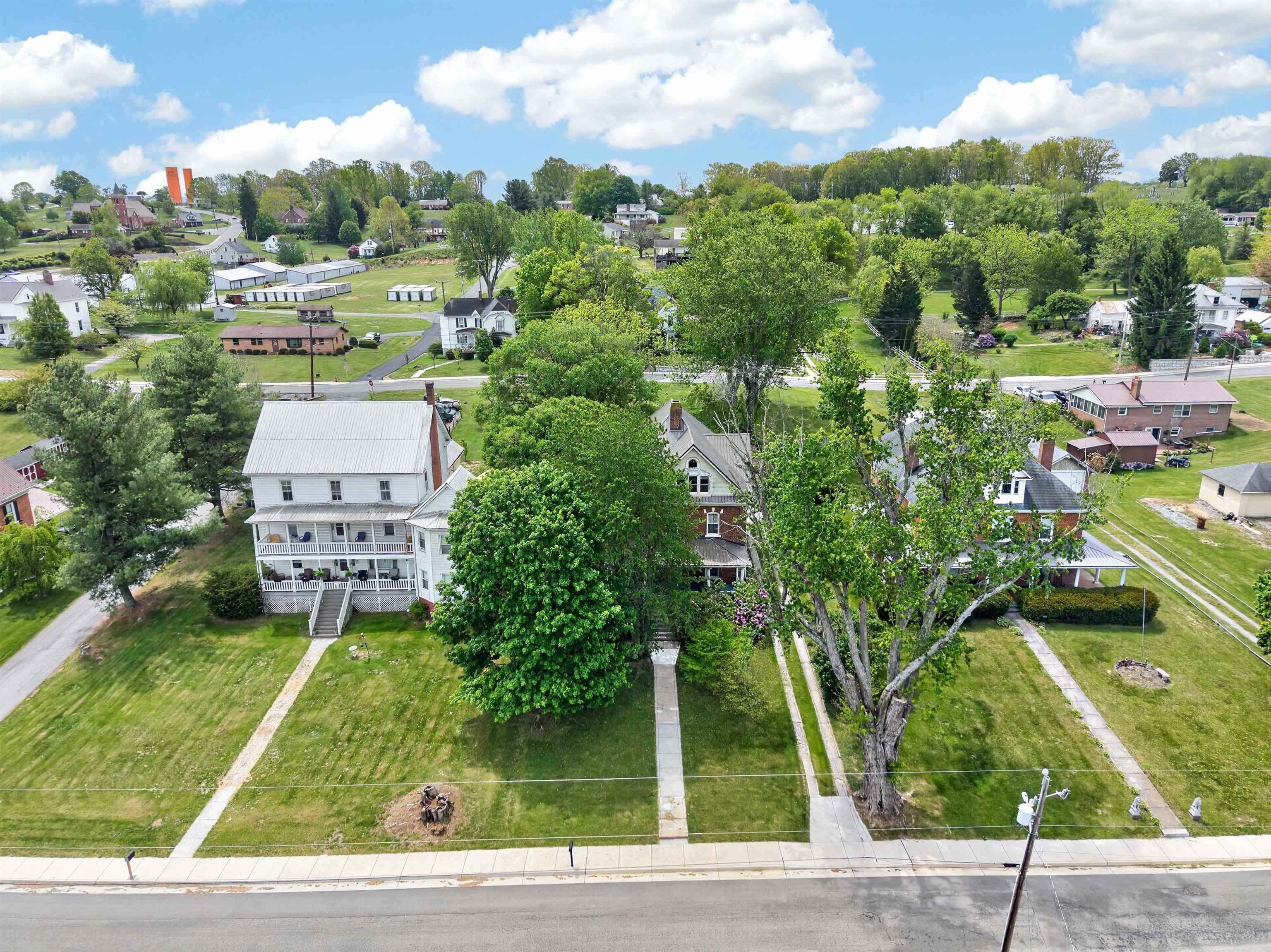 305 W Baumgardner Avenue Rural Retreat VA 24368