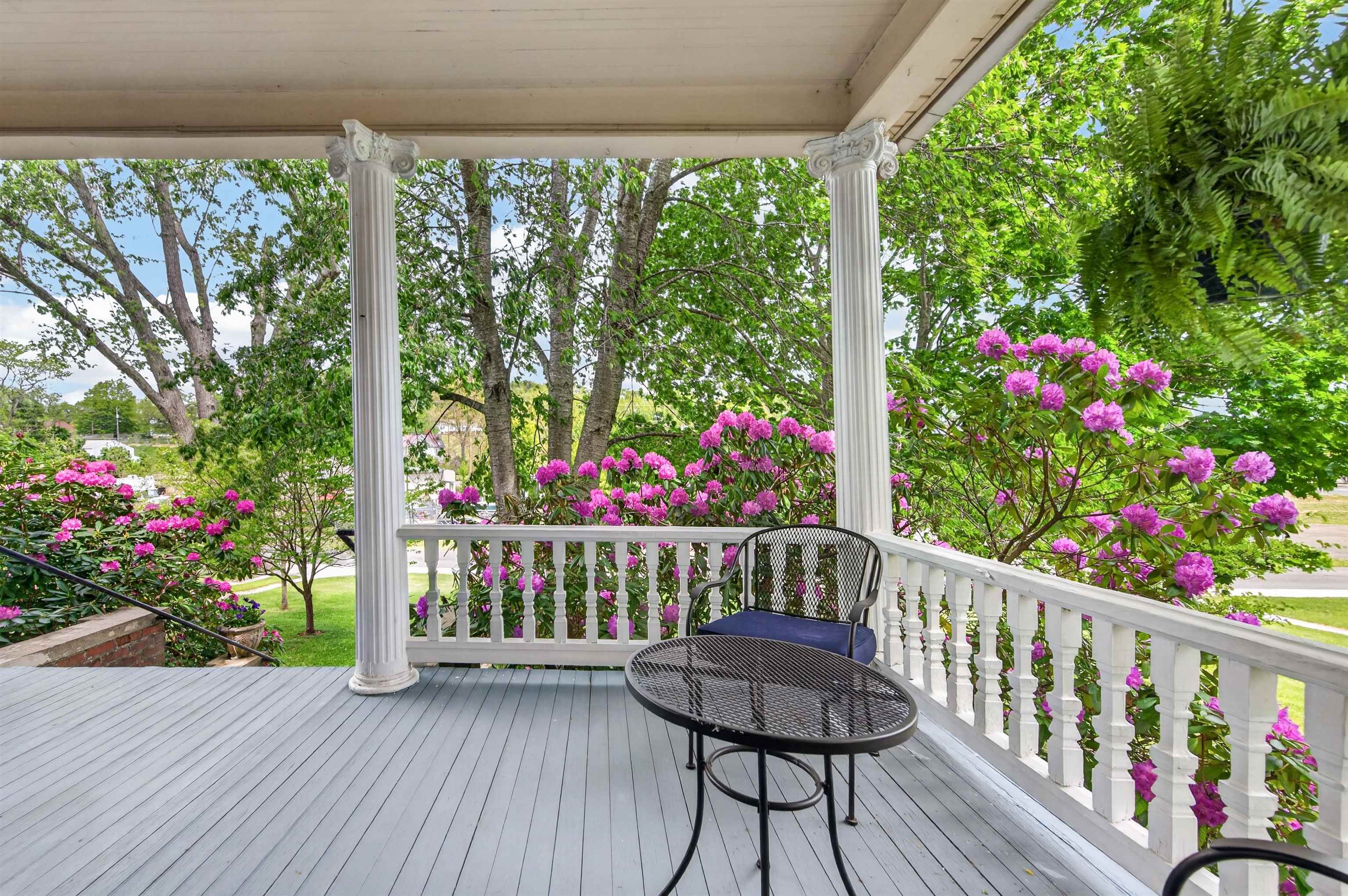 305 W Baumgardner Avenue Rural Retreat VA 24368
