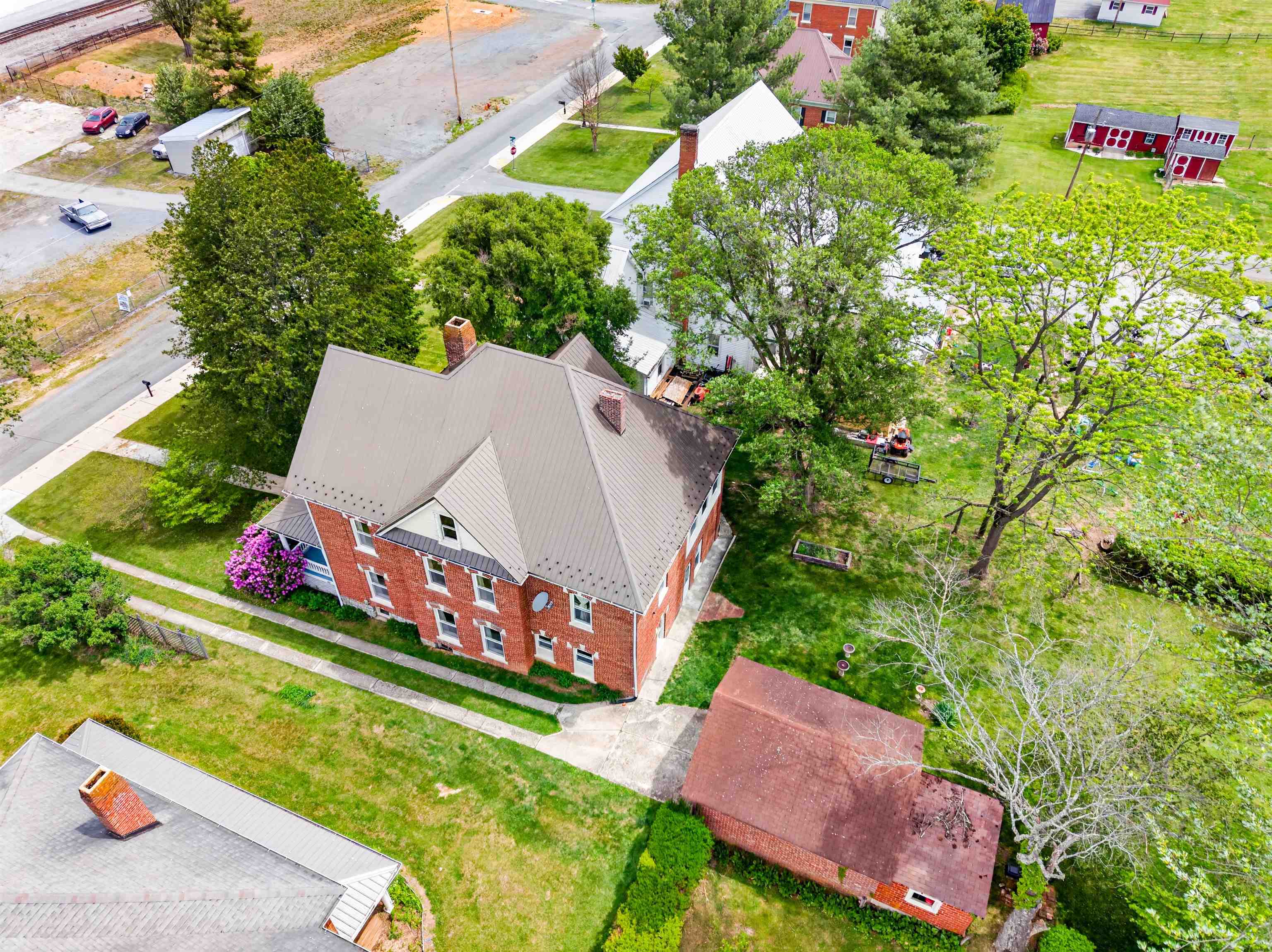 305 W Baumgardner Avenue Rural Retreat VA 24368