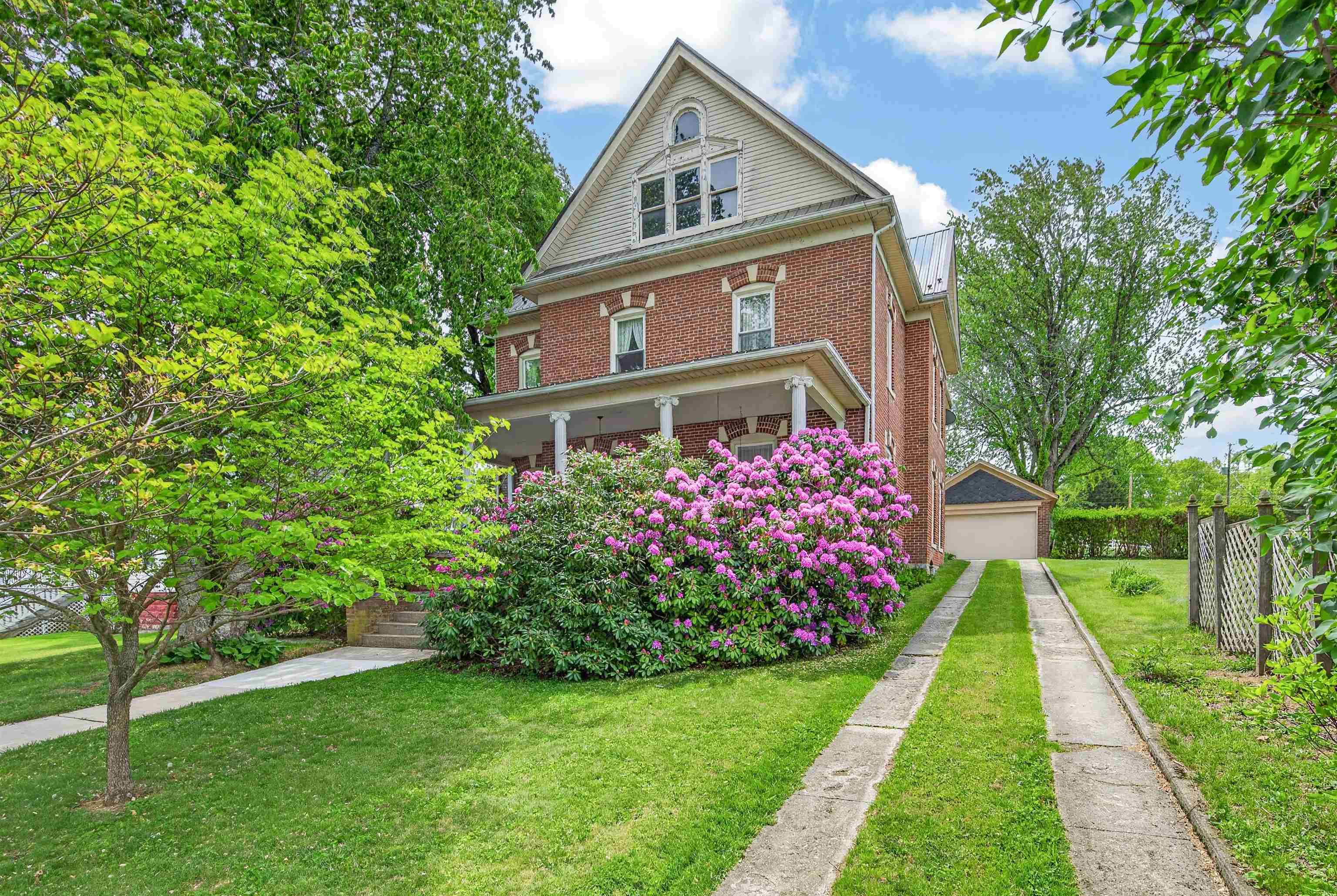 305 W Baumgardner Avenue Rural Retreat VA 24368