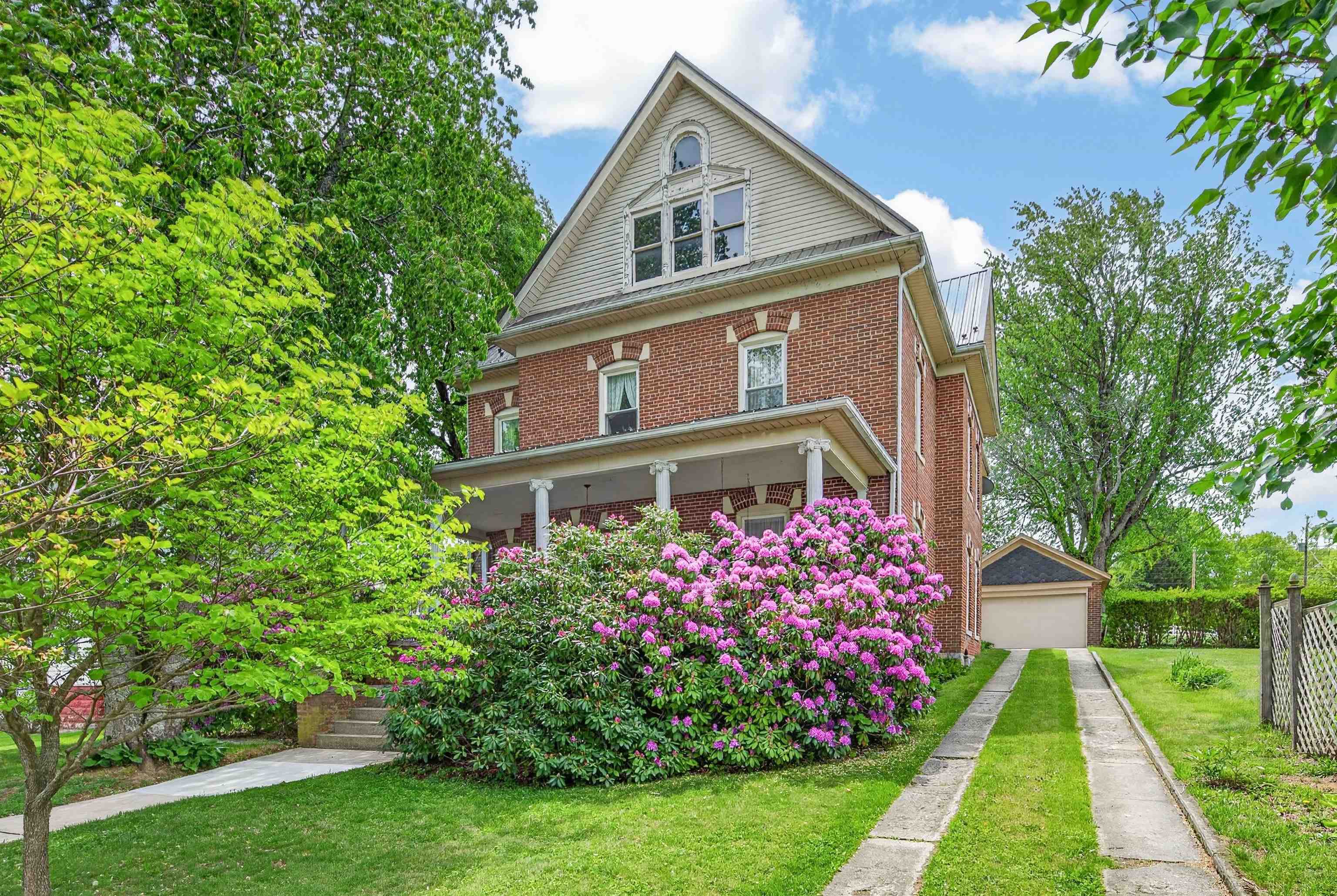 305 W Baumgardner Avenue Rural Retreat VA 24368