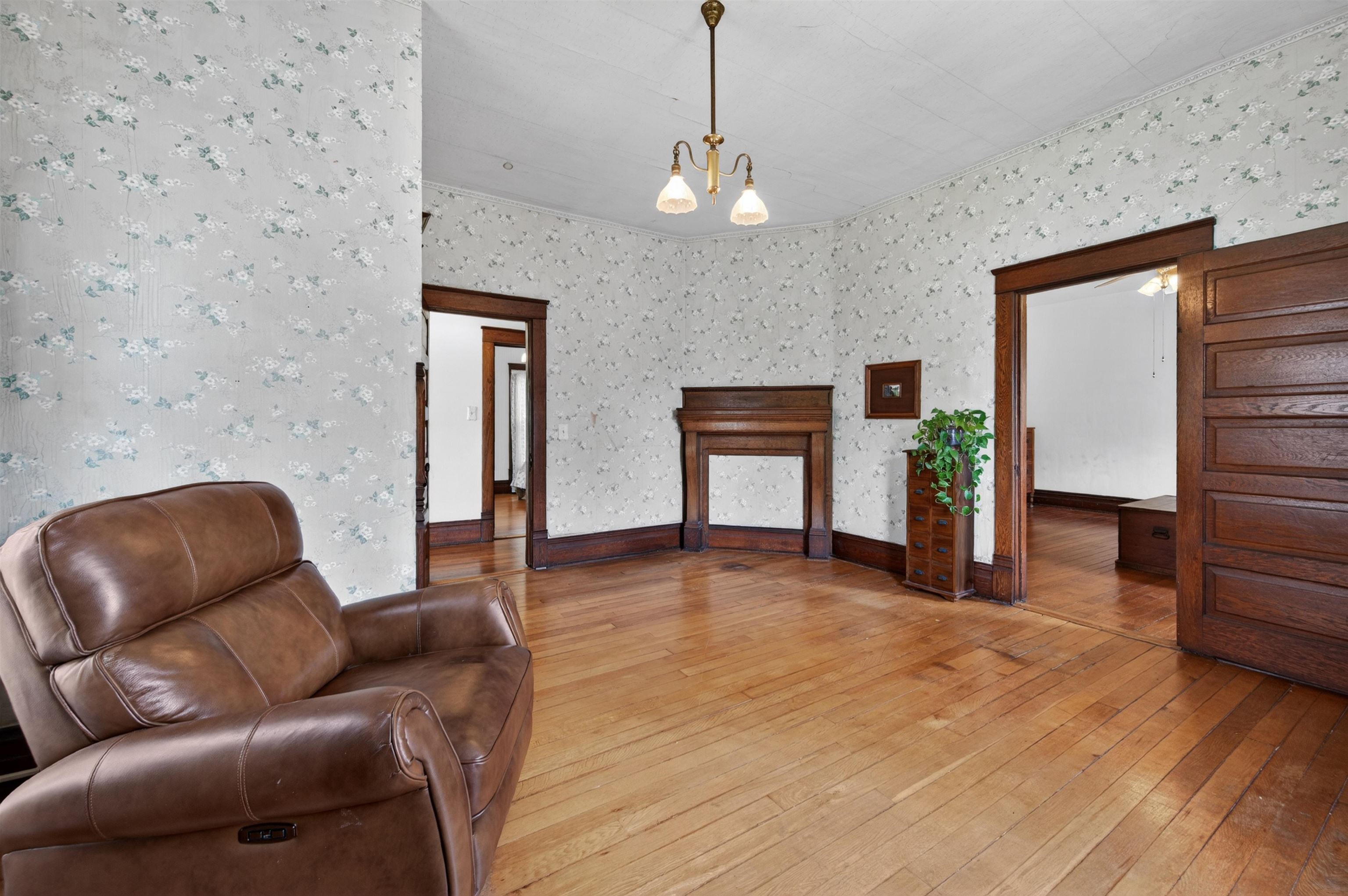305 W Baumgardner Avenue Rural Retreat VA 24368