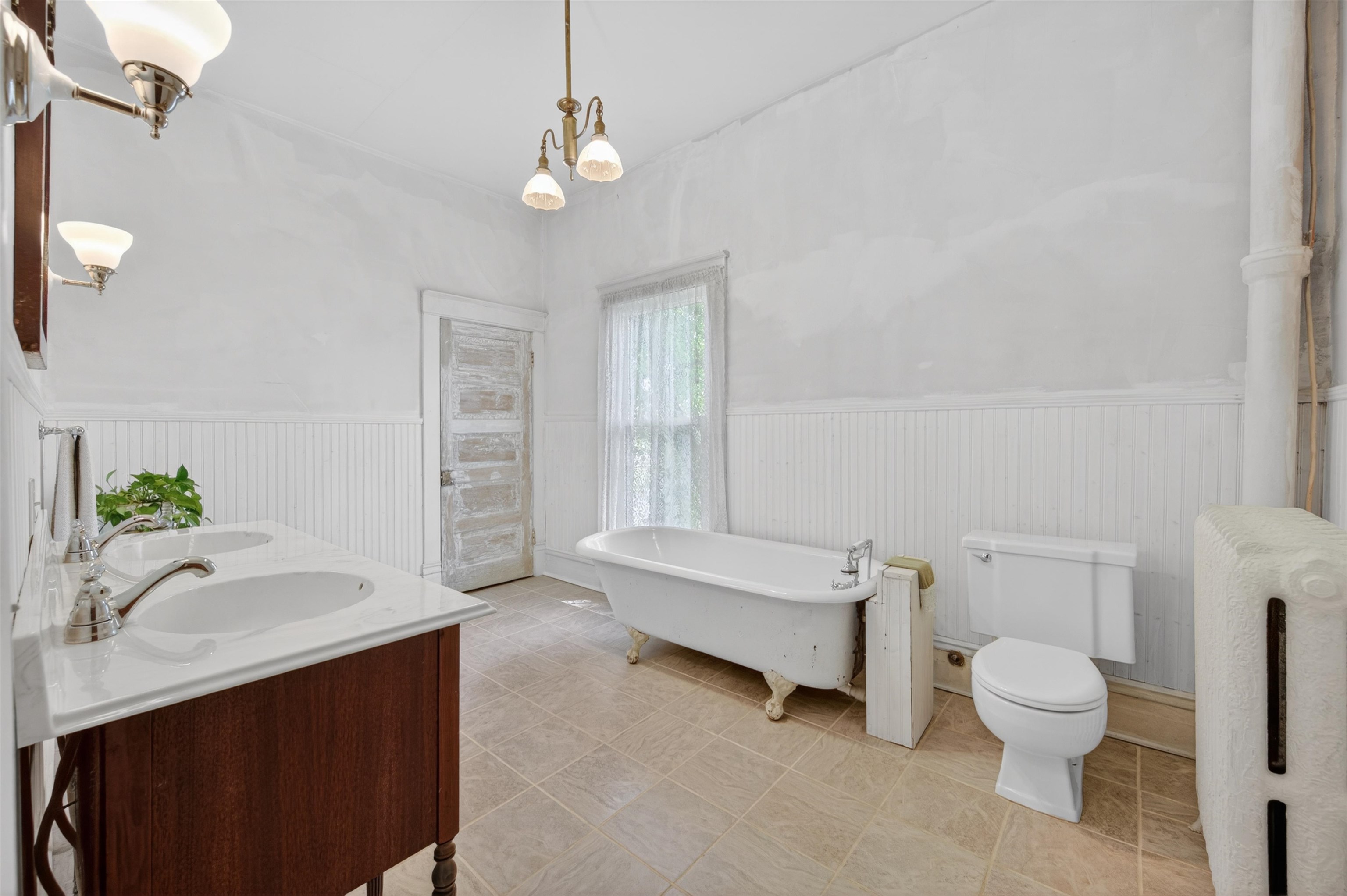 305 W Baumgardner Avenue Rural Retreat VA 24368