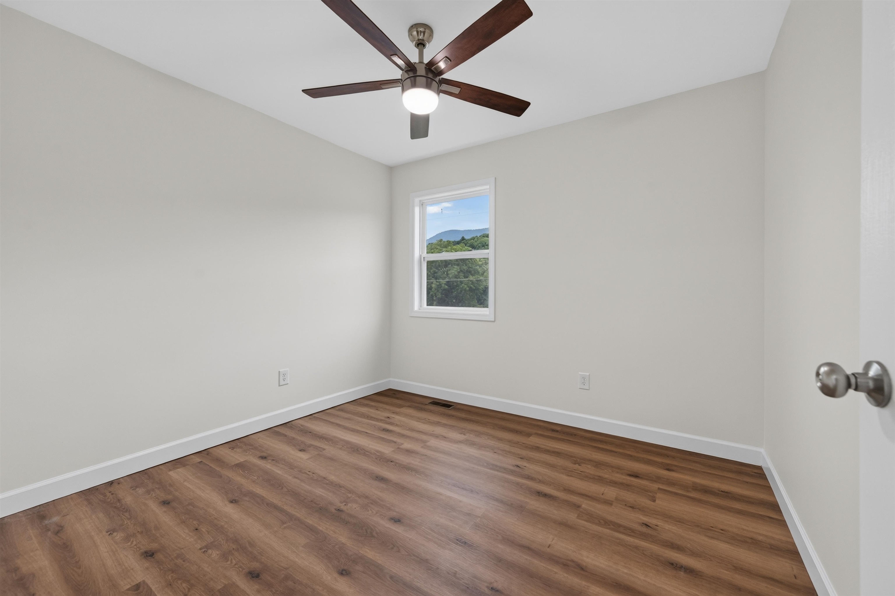 125 Dill Street Narrows VA 24124