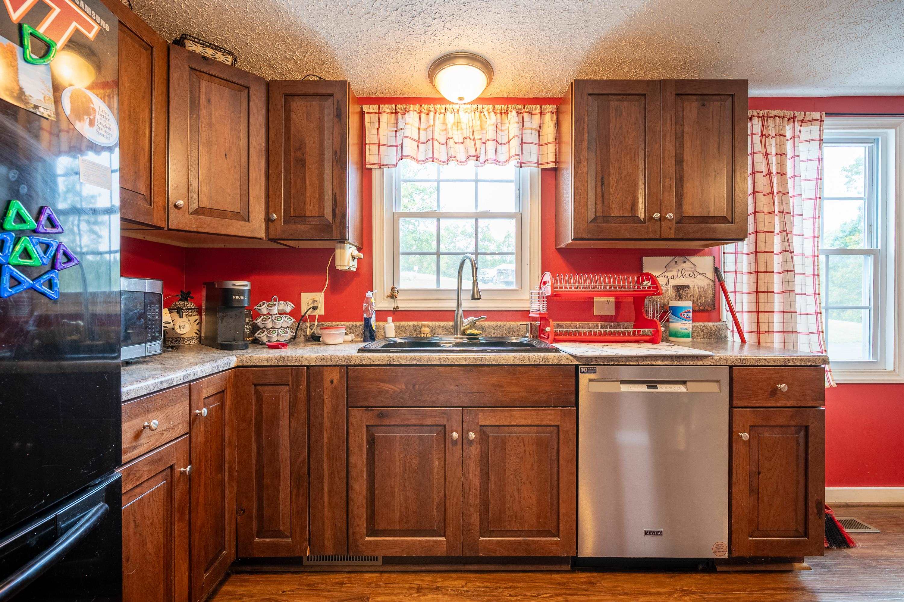 6007 Thornton Road Dublin VA 24084