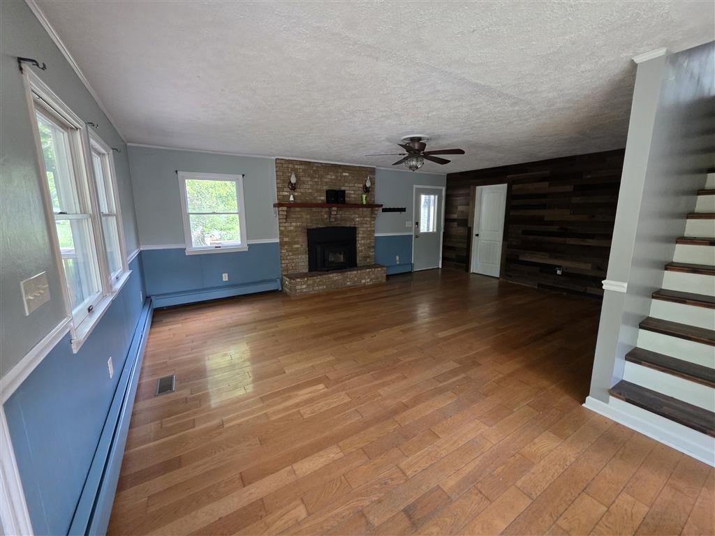 7176 Depot Road Belspring VA 24058