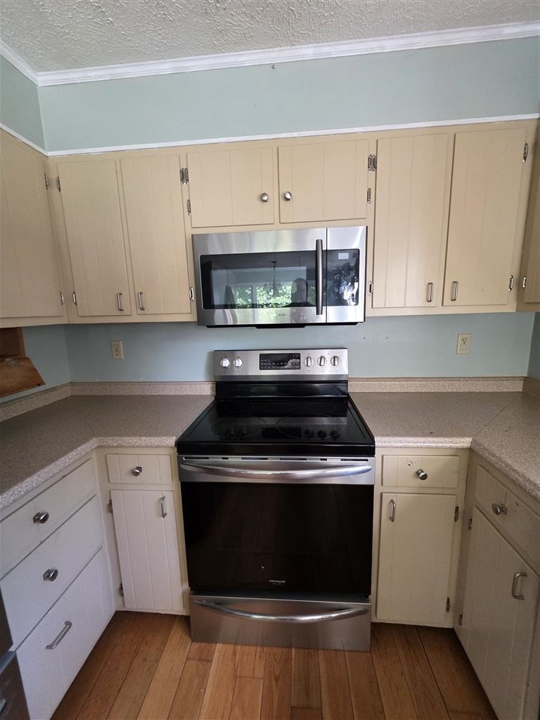 7176 Depot Road Belspring VA 24058