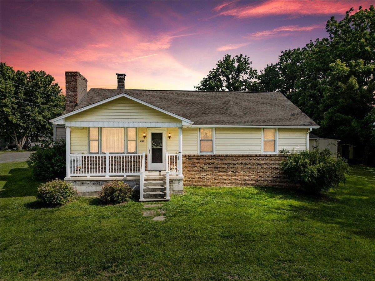 290 W Jackson Street Wytheville VA 24382