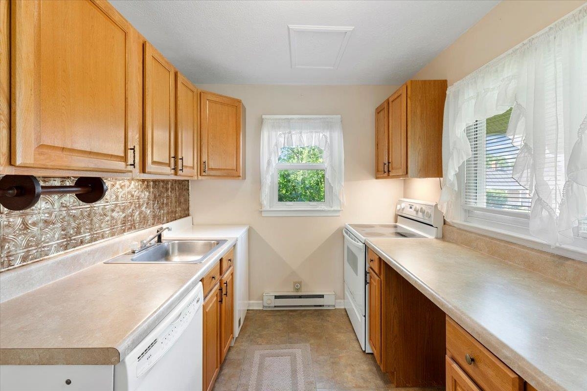 290 W Jackson Street Wytheville VA 24382