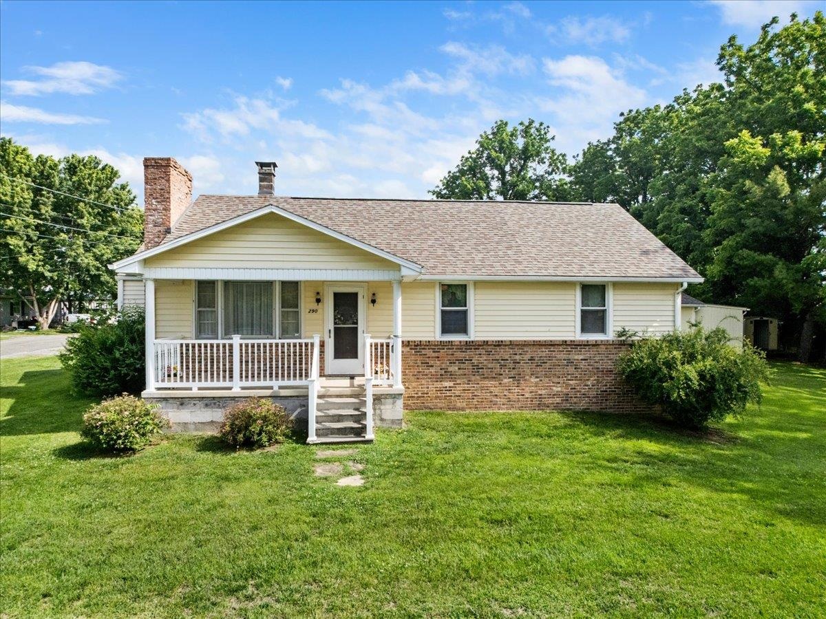 290 W Jackson Street Wytheville VA 24382
