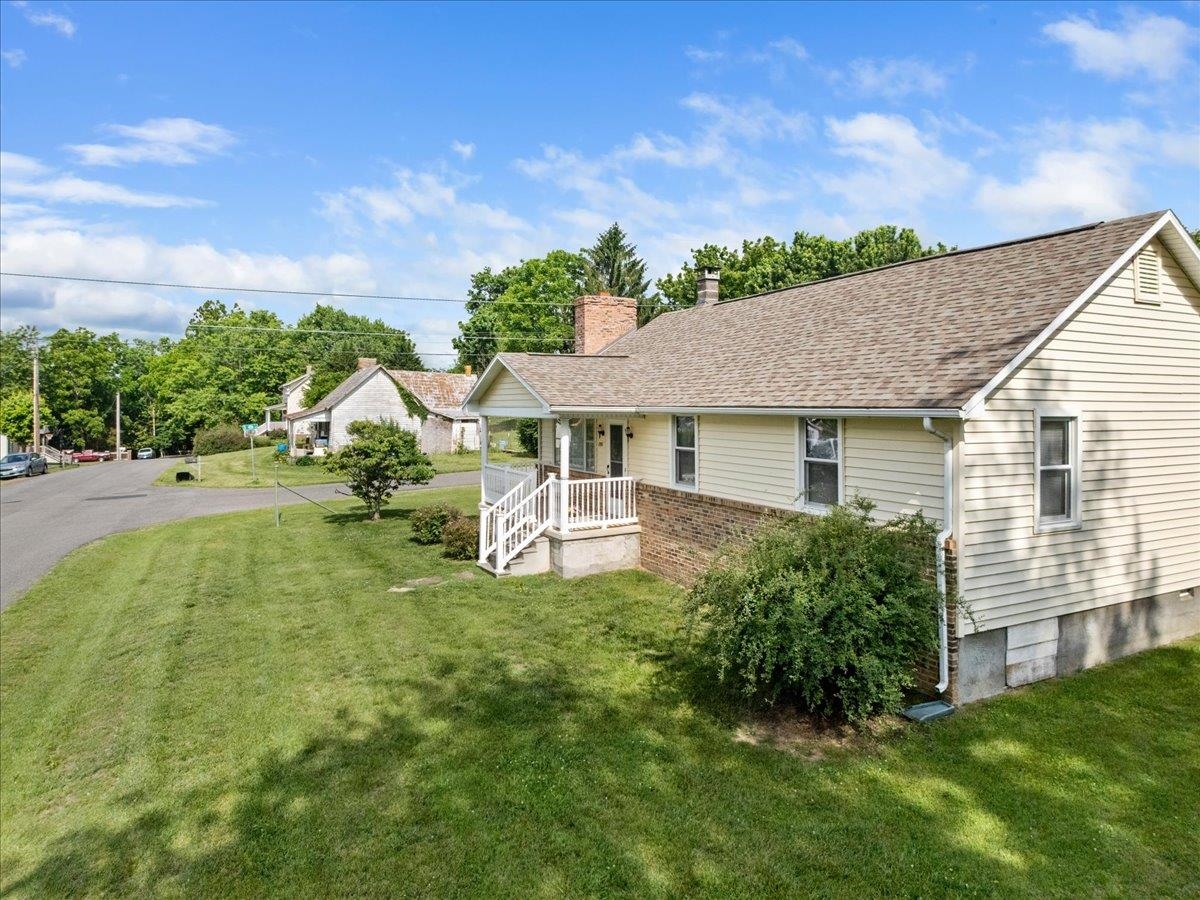 290 W Jackson Street Wytheville VA 24382