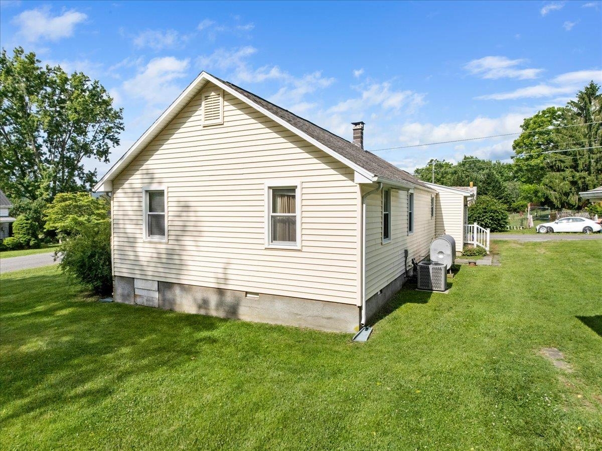 290 W Jackson Street Wytheville VA 24382