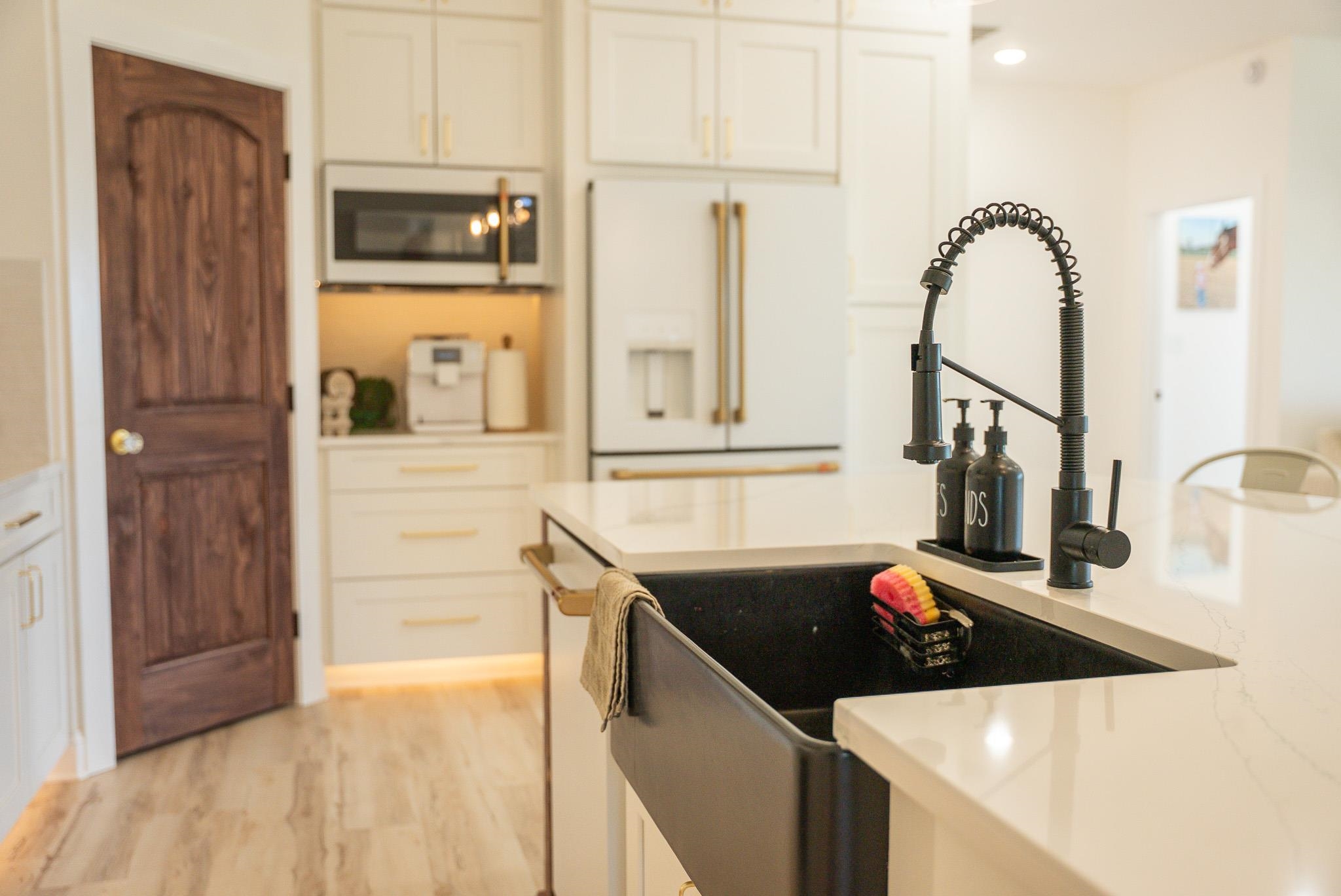 2822 Huffville Road Pilot VA 24138