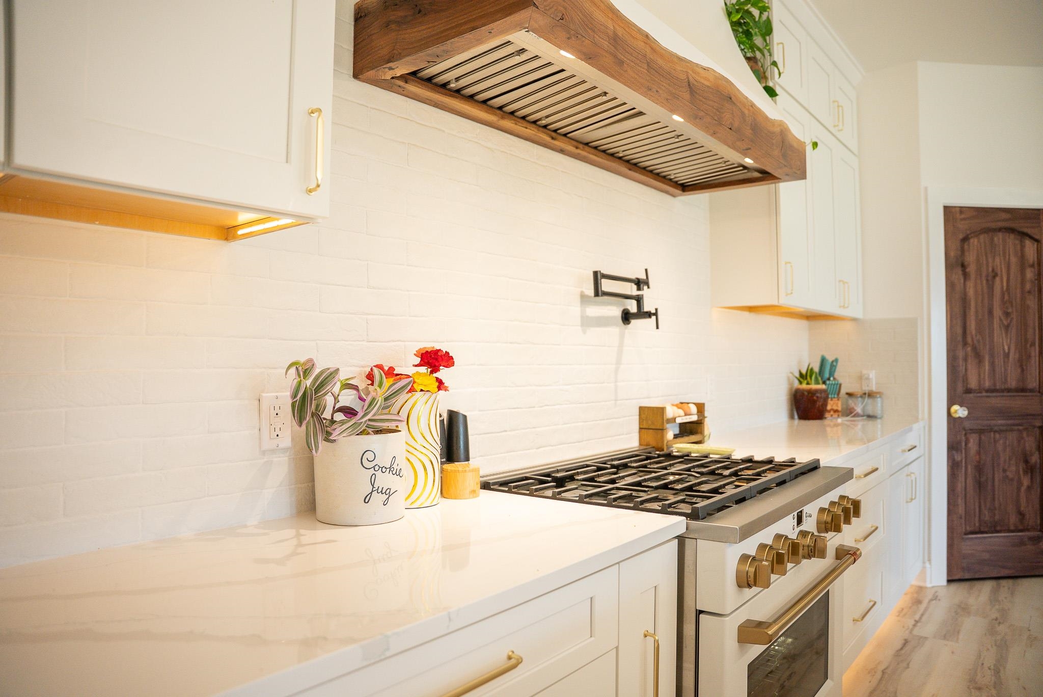 2822 Huffville Road Pilot VA 24138