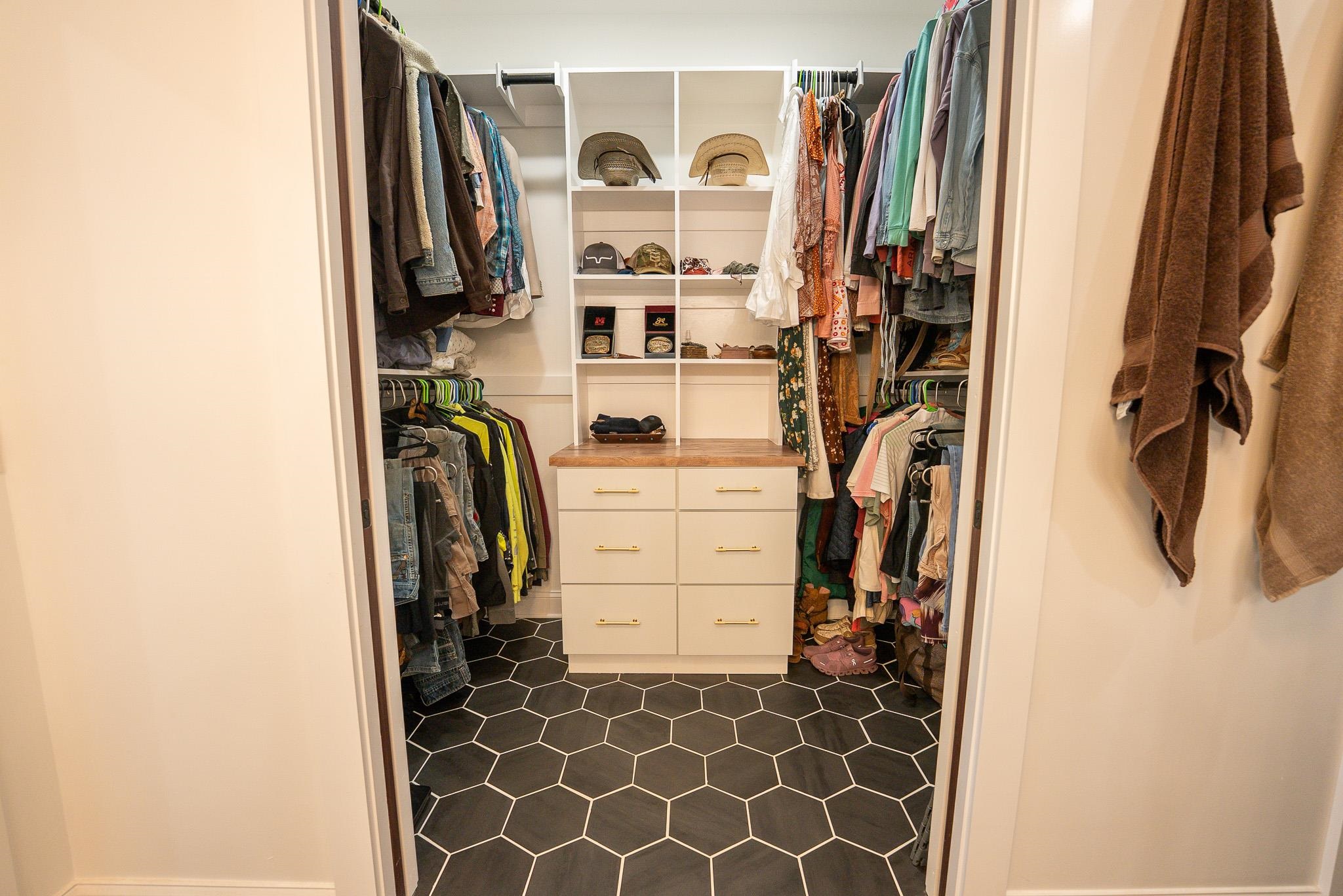 2822 Huffville Road Pilot VA 24138