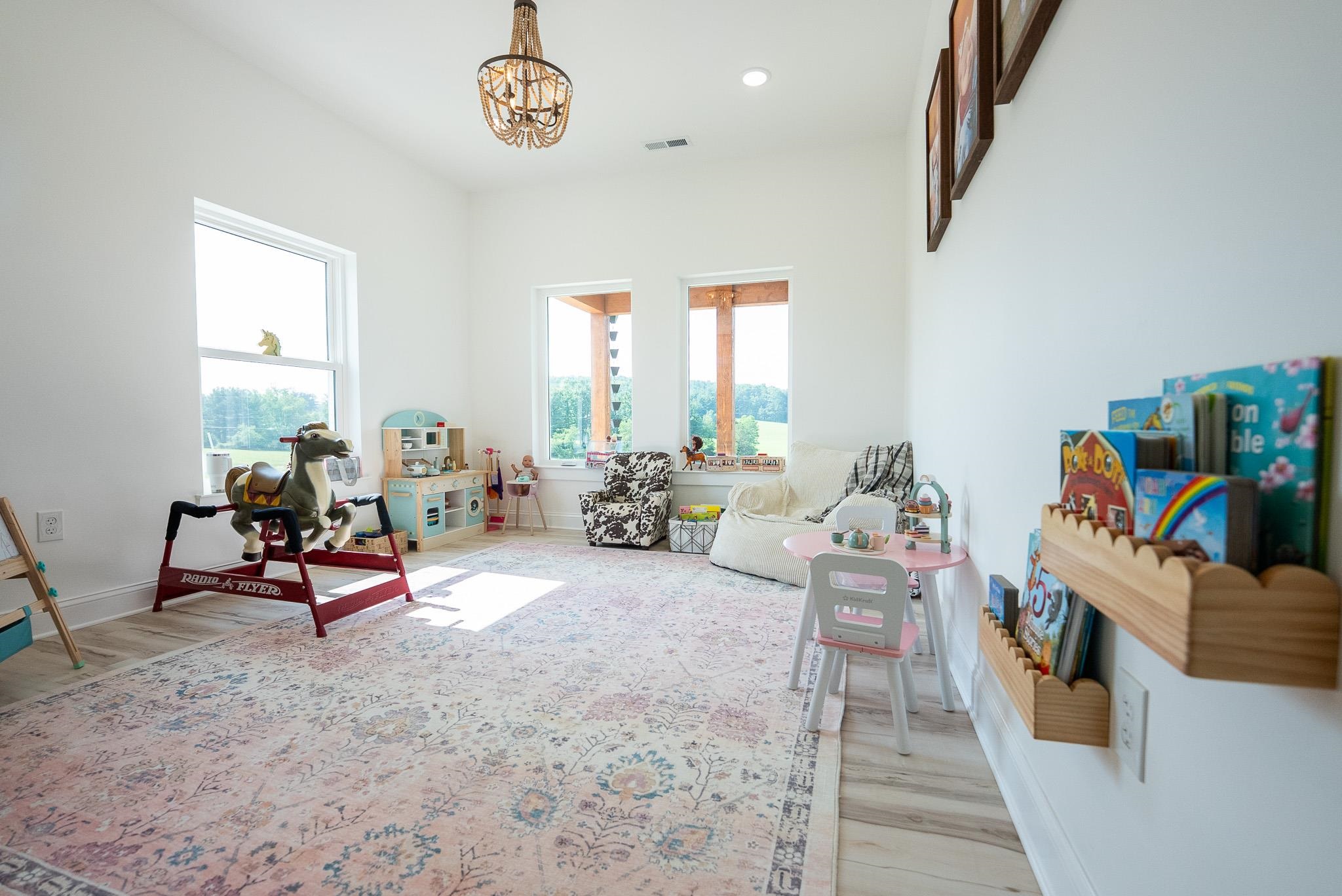 2822 Huffville Road Pilot VA 24138